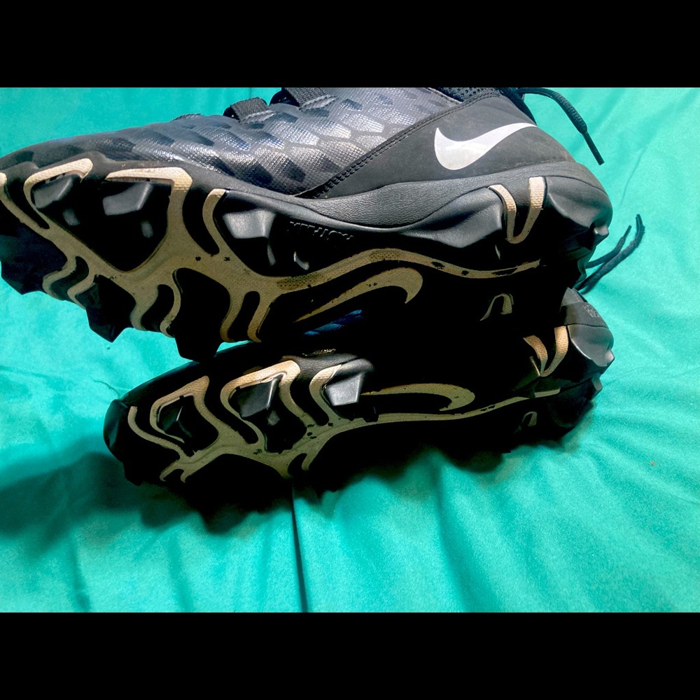 COPY - Men’s football cleats size 10